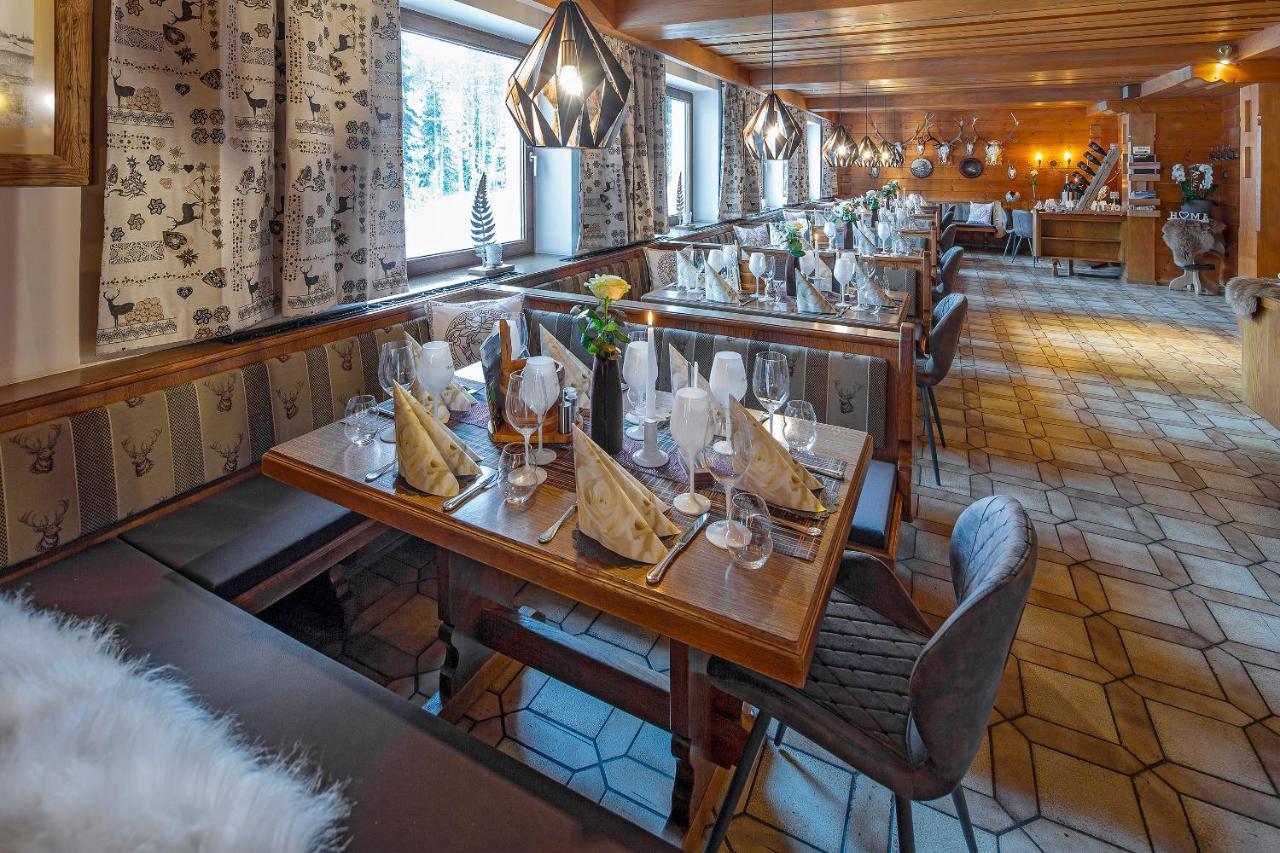 Gasthof Hotel Eiserne Hand ホッホフィルツェン エクステリア 写真