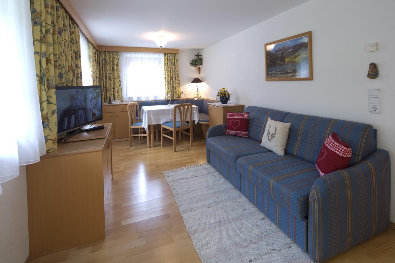 Gasthof Hotel Eiserne Hand ホッホフィルツェン エクステリア 写真
